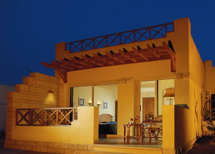 Coral Tiran Otel