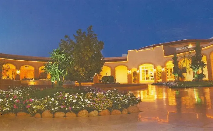 Coral Tiran Otel