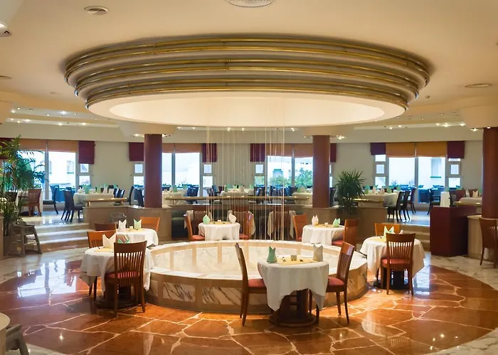 Coral Tiran 4*