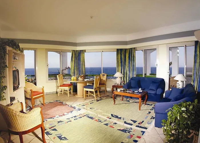 Coral Tiran Otel